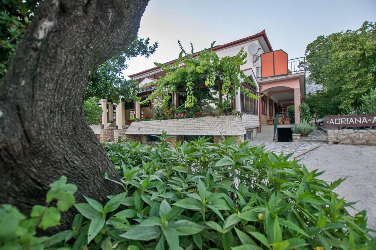 Apartments Adriana Starigrad Paklenica Exteriér fotografie