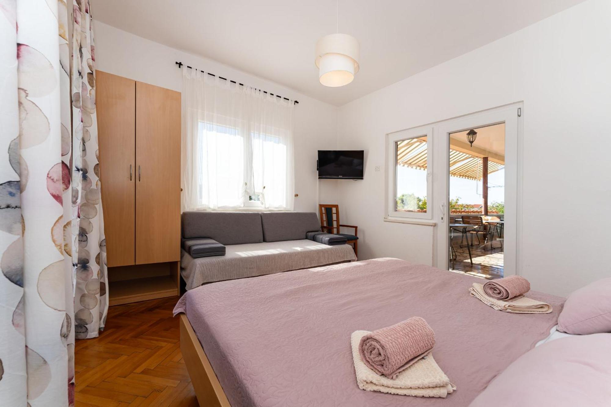 Apartments Adriana Starigrad Paklenica Pokoj fotografie