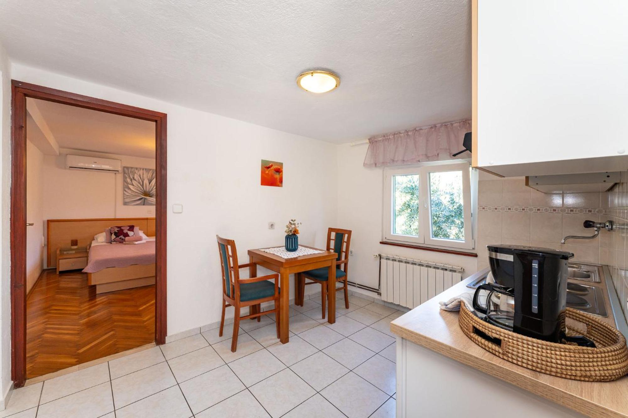 Apartments Adriana Starigrad Paklenica Pokoj fotografie