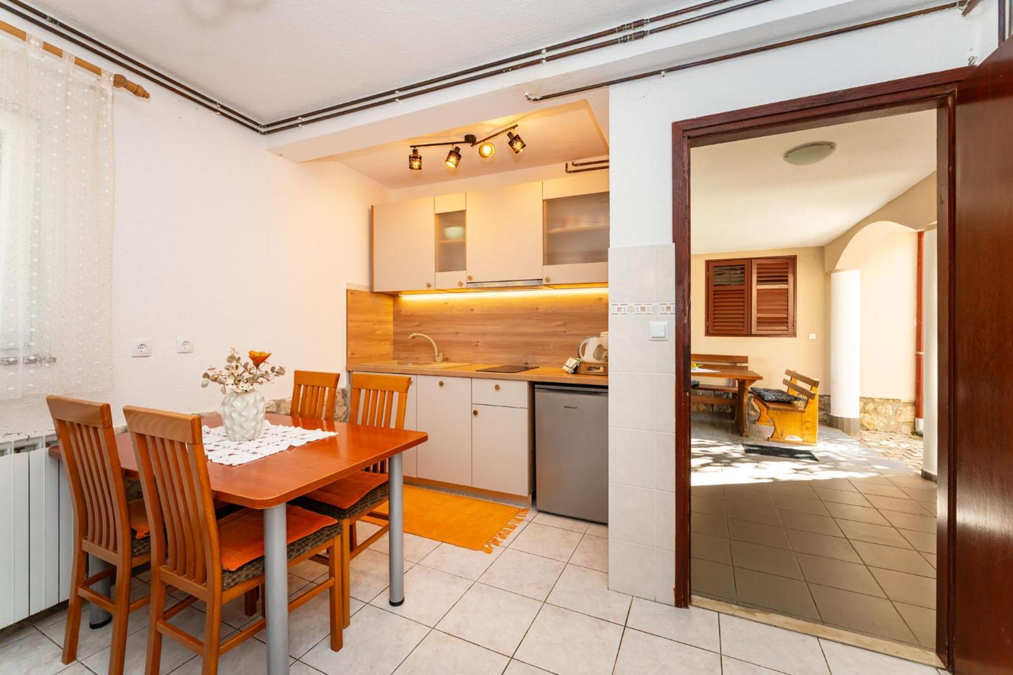 Apartments Adriana Starigrad Paklenica Pokoj fotografie